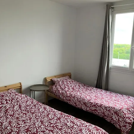 Spacieux A 15min De Paris - Free Parking - Free Wifi Апартаменты *
